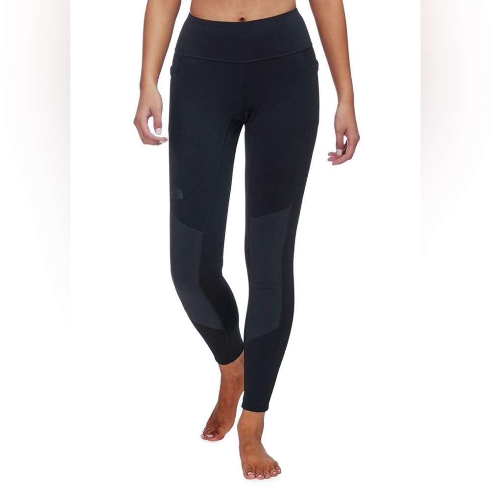 NWT The North Face
Impendor Warm Hybrid Tight - Women's size M Black with grey
